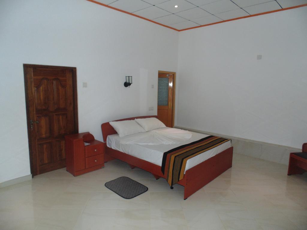 White Eagle Hotel Sigiriya Room photo